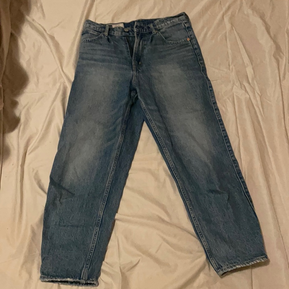 Gap High Rise Barrel Jeans